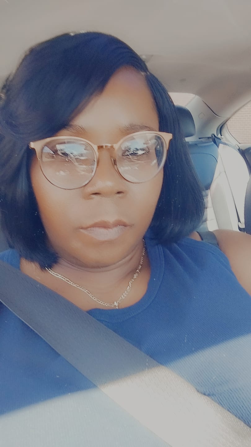 Customer photo review of Sensationnel Empire Bundles 100% Virgin Human Hair HD Lace Closure 4X4 Multi Pack - STRAIGHT