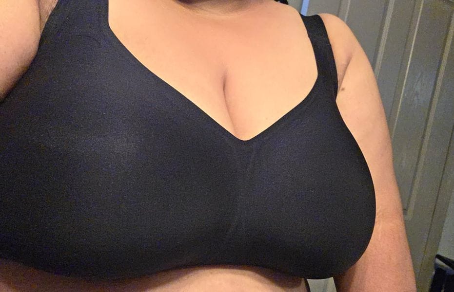 Customer photo review of Comfortable Wireless Full Coverage Jelly Smoothing Bra