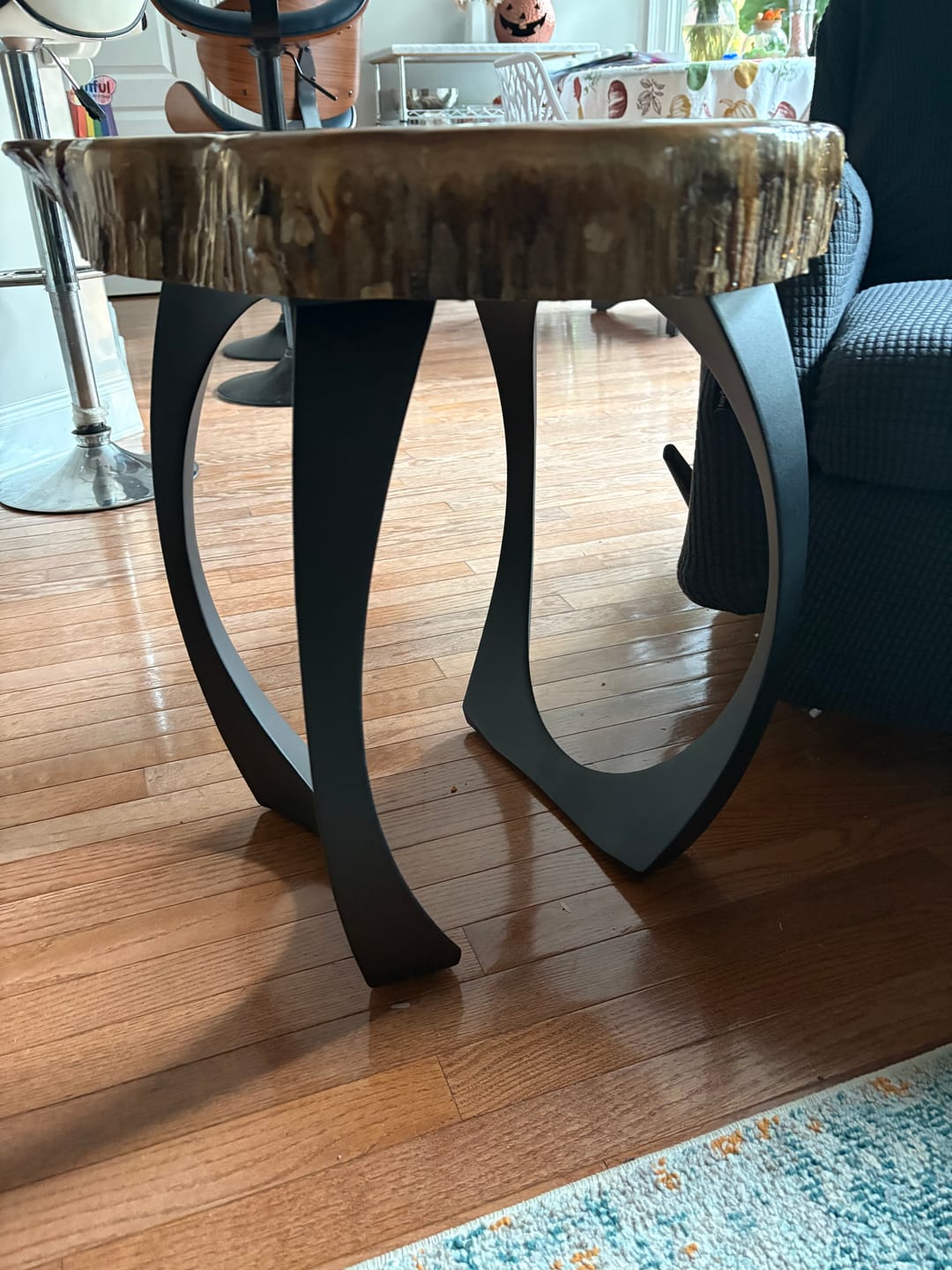 Customer photo review of End Table Legs 218 Cleo 20H Unique Metal Furniture