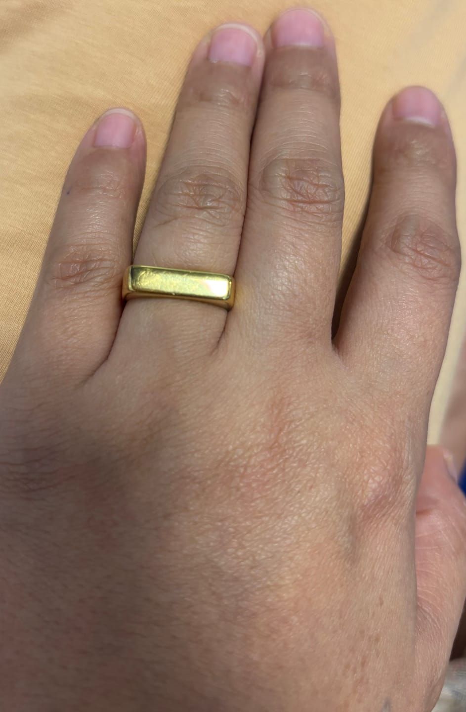Customer photo review of Plain Gold Bar Ring
