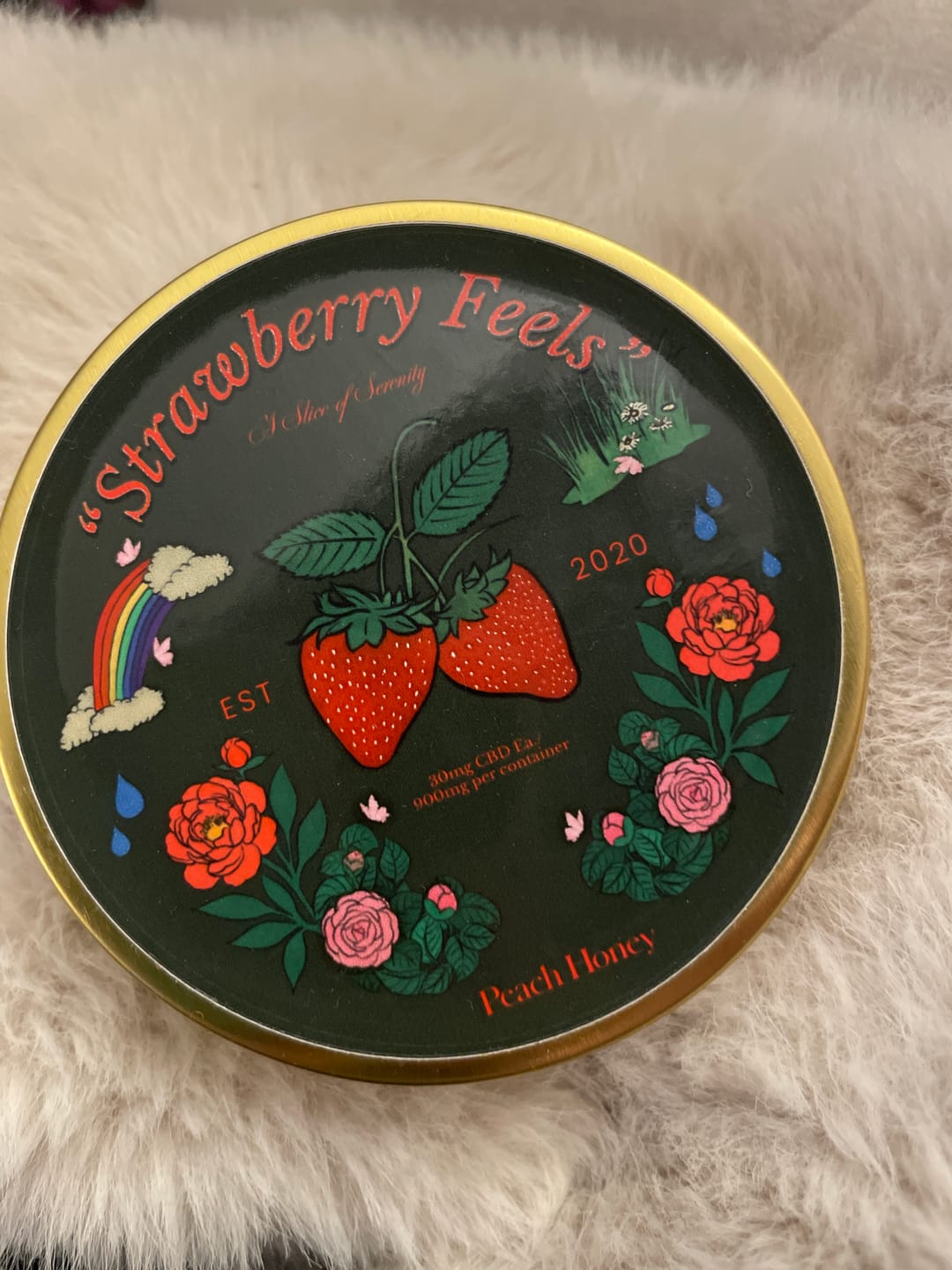 Customer photo review of "Strawberry Feels" CBD Gummies