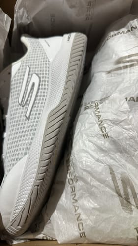 Customer photo review of Skechers Men's Viper Court Pro Pickleball Shoes