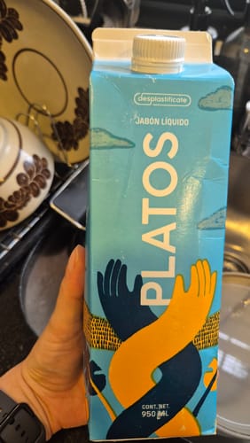 Customer photo review of Jabon líquido para PLATOS en cartón