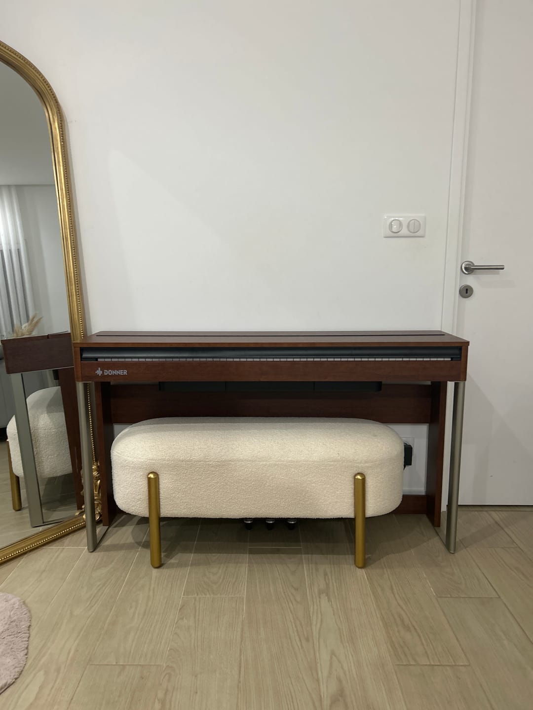 Customer photo review of Donner DDP-200 Piano numérique avec mécanisme de marteau gradué