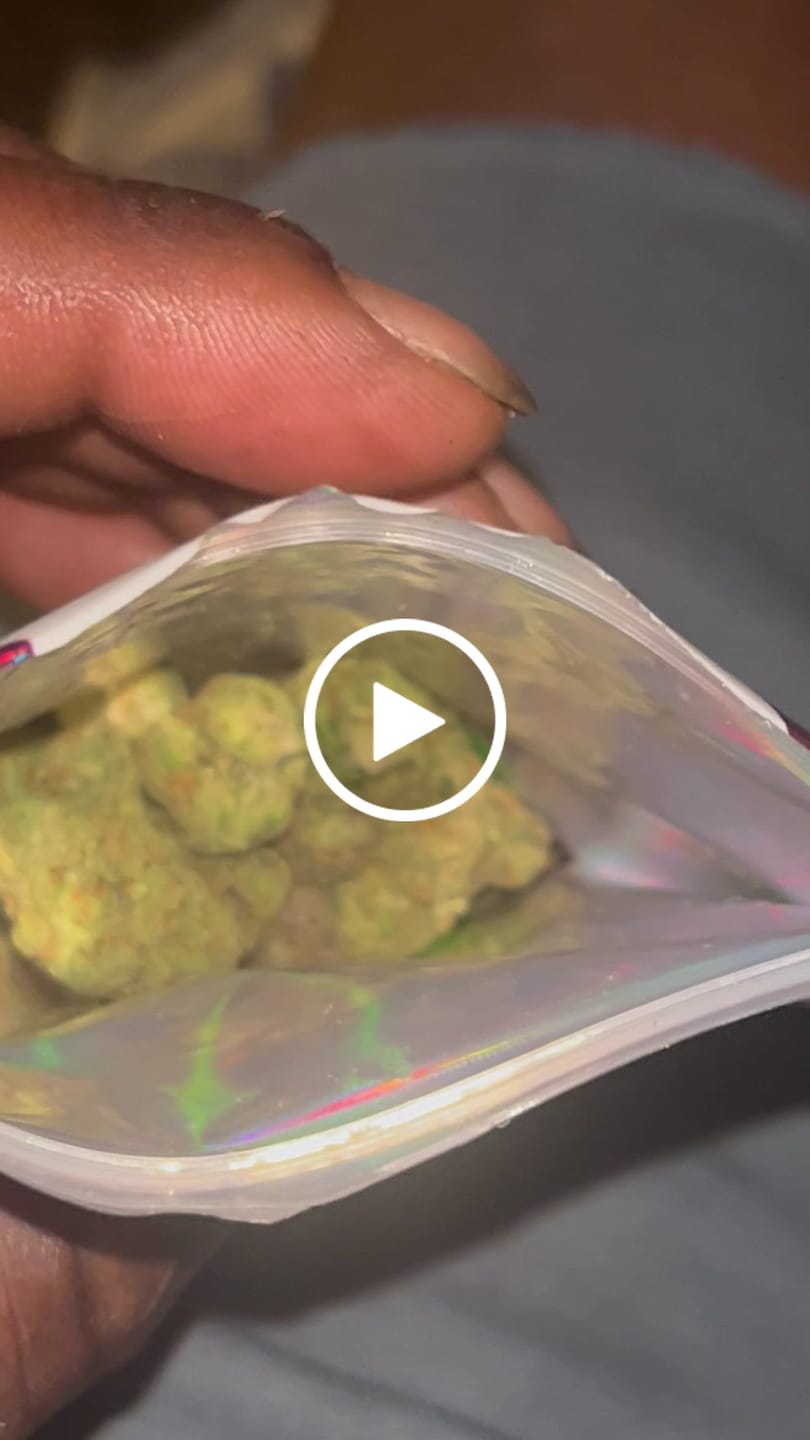 Customer video review of Indoor Smalls