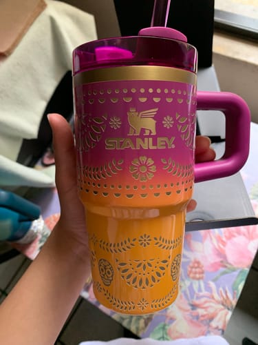 Customer photo review of Stanley Quencher H2.0 Flowstate™ Tumbler Sunrise Catrina | 591ML