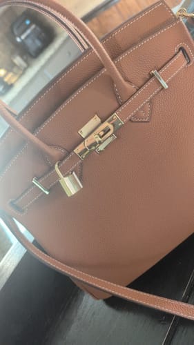 Customer photo review of Gabrielle