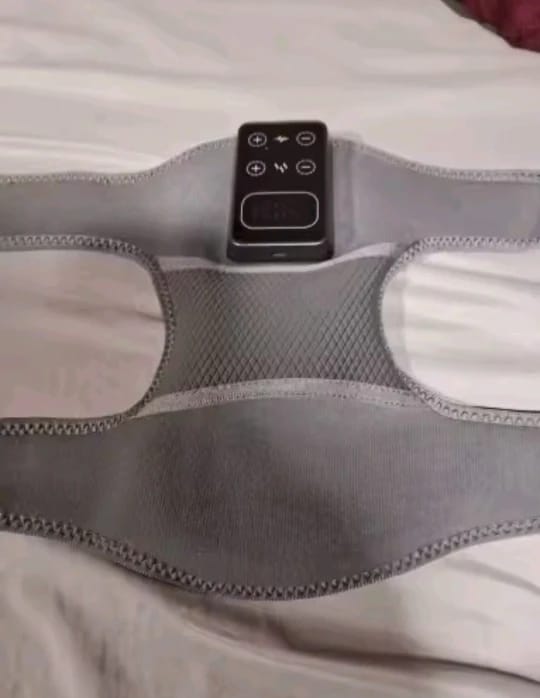 Customer photo review of Glovyzone™ Knee ReliefWrap