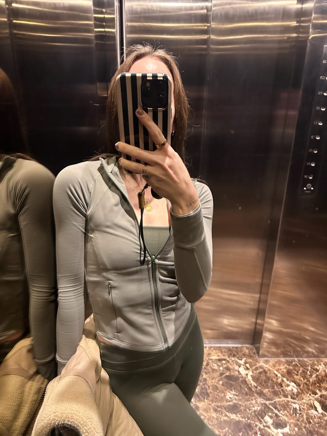 Customer photo review of W552 Elevate jacket
