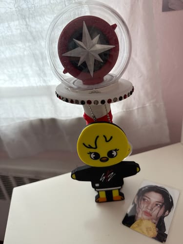 Customer photo review of Skzoo Light Stick Holder (HUG VER.) -  BUY 1 Get 1 50%