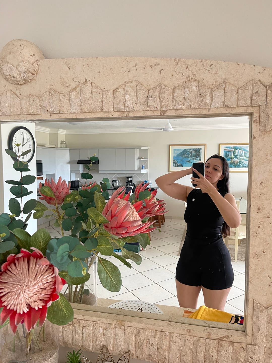 Customer photo review of High Elasticity Sports Sleeveless Top And Short Pants Set