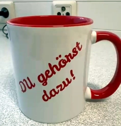 Customer photo review of TassenExpress - Becher Keramik Tasse mit Logo bedruckt 325ml Firmenlogo