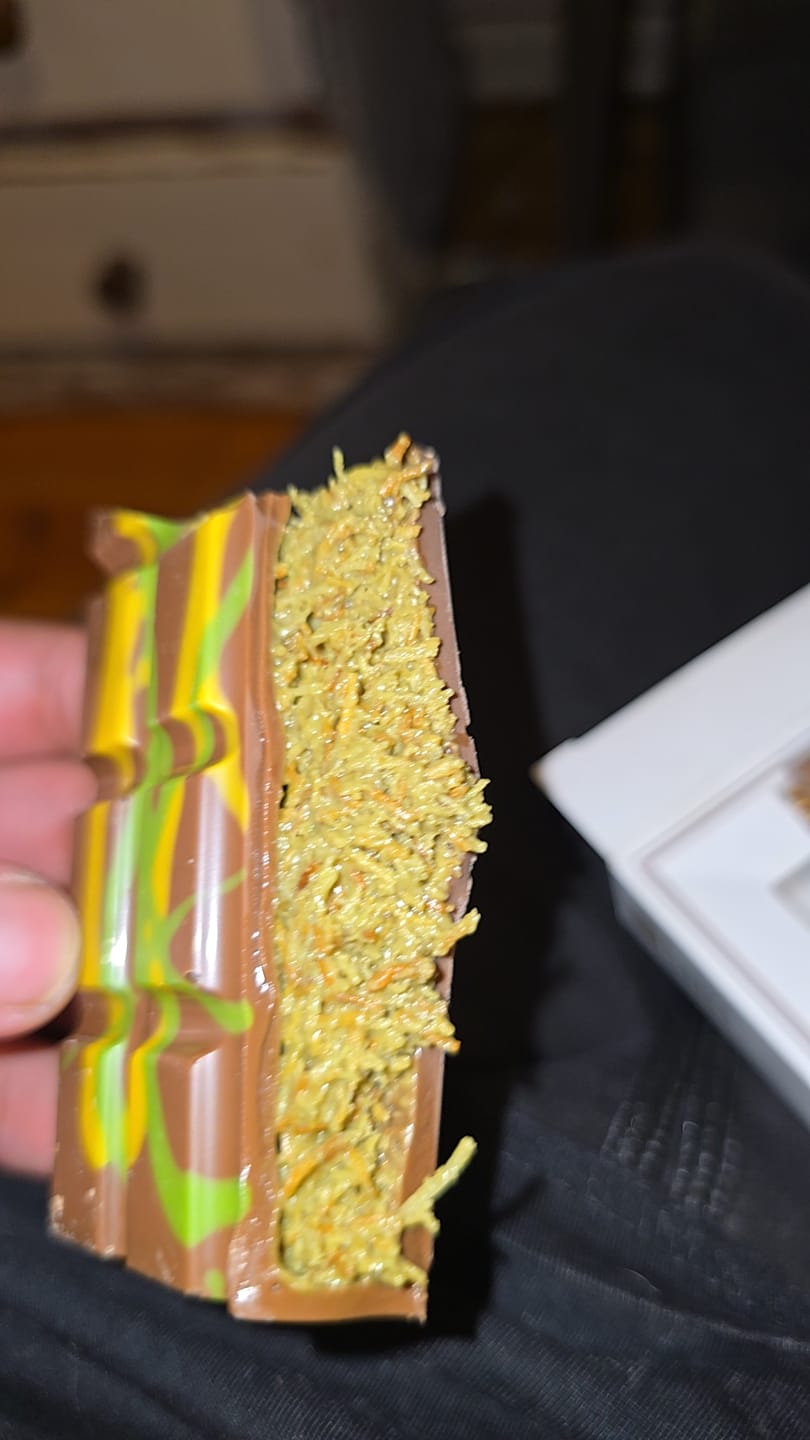 Customer photo review of Pistachio Knafeh Bliss Block - Viral Dubai Chocolate Bar 200g