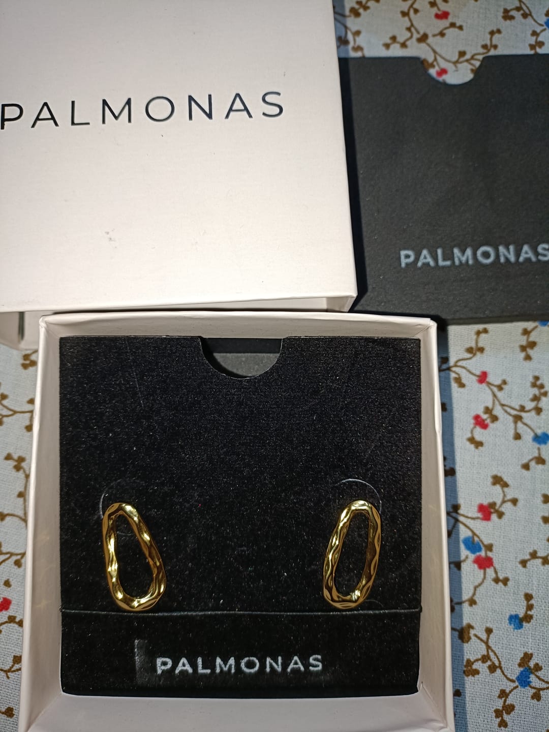 Customer photo review of Abstract Oval Earrings