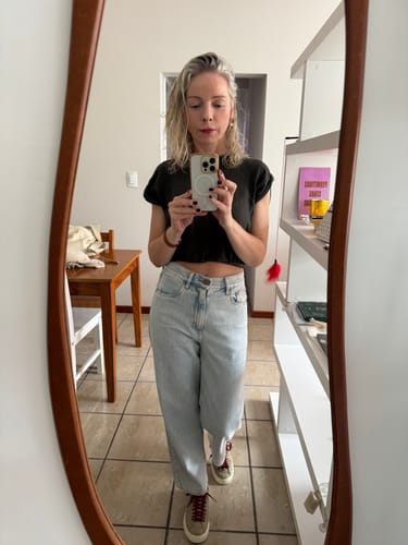 Daniela M. review of Calça Jeans Reta Araçá Azul Claro image 1 out of 1