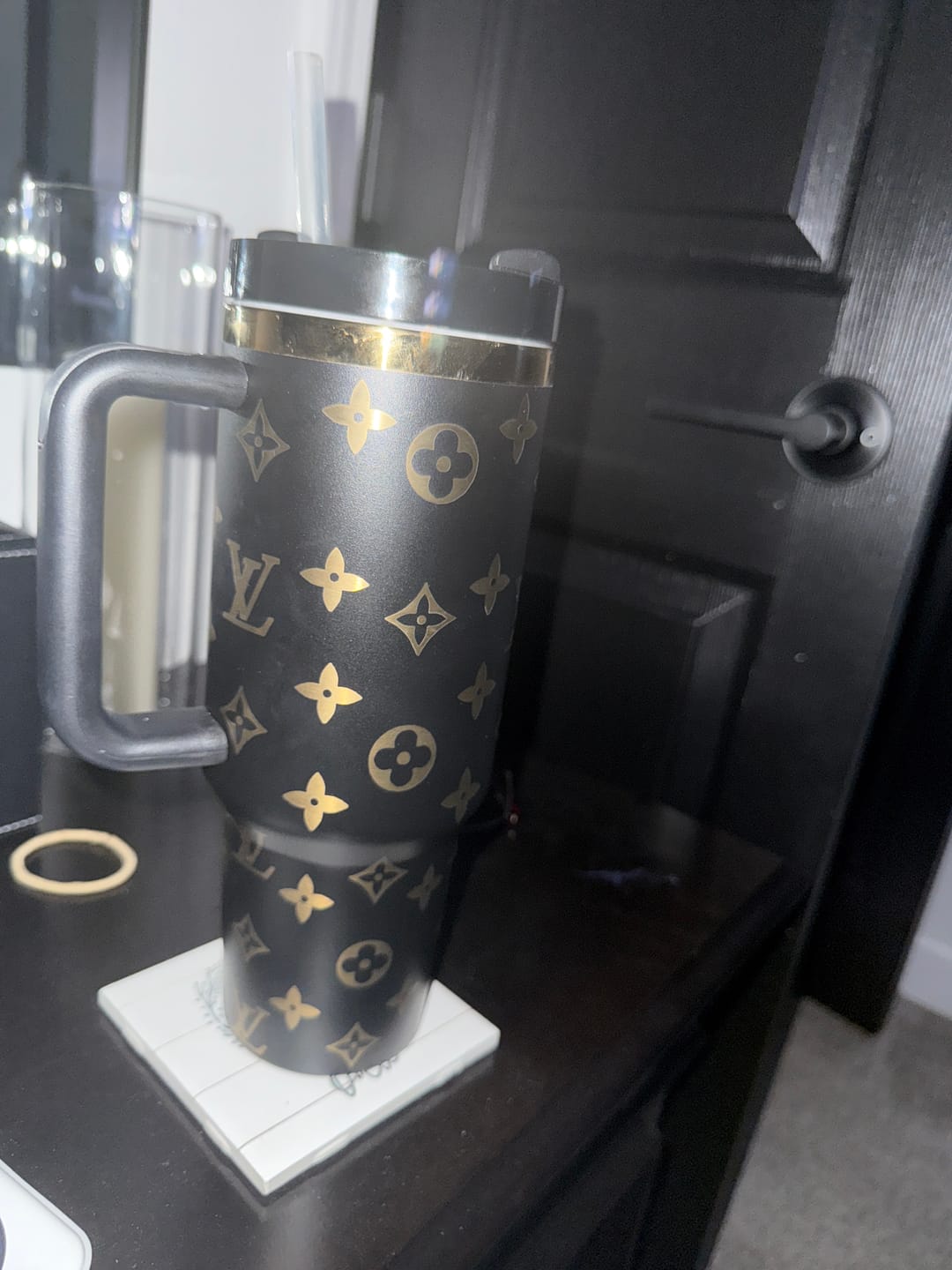 Customer photo review of Designer Holographic In-Car Insulated Cup 40OZ Free shipping by✈️✈️✈️