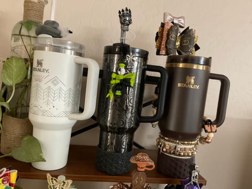 Customer photo review of Web 3D Bow Charm - Tumbler Handle Charm