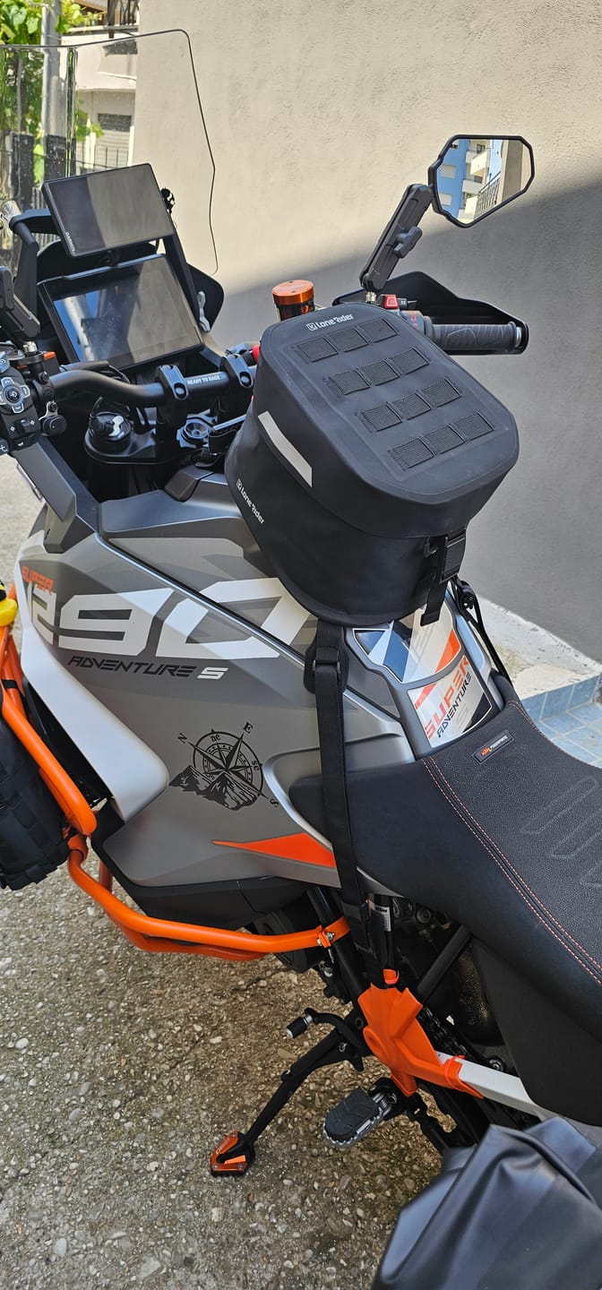 Customer photo review of Ranger Tank Bag
