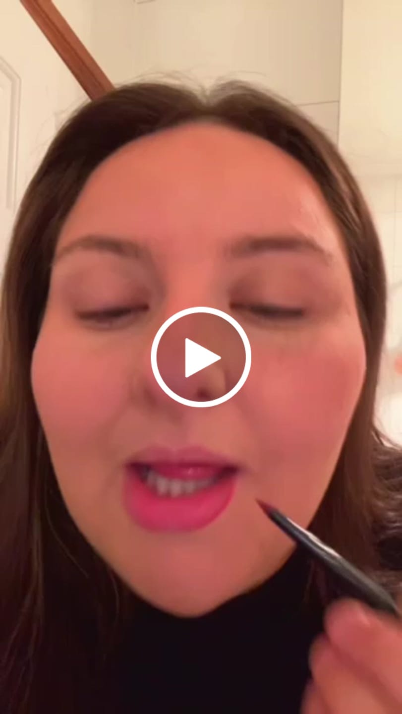 Customer video review of Berry Defined Lip Liner