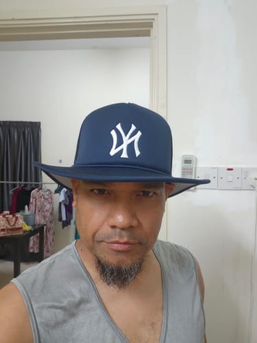 Customer photo review of A-Frame Trucker New York Yankees Navy 5-Panel Bucket