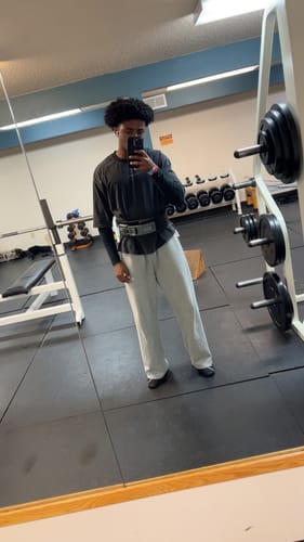 Customer photo review of 2111 - Classic Baggy Sweats