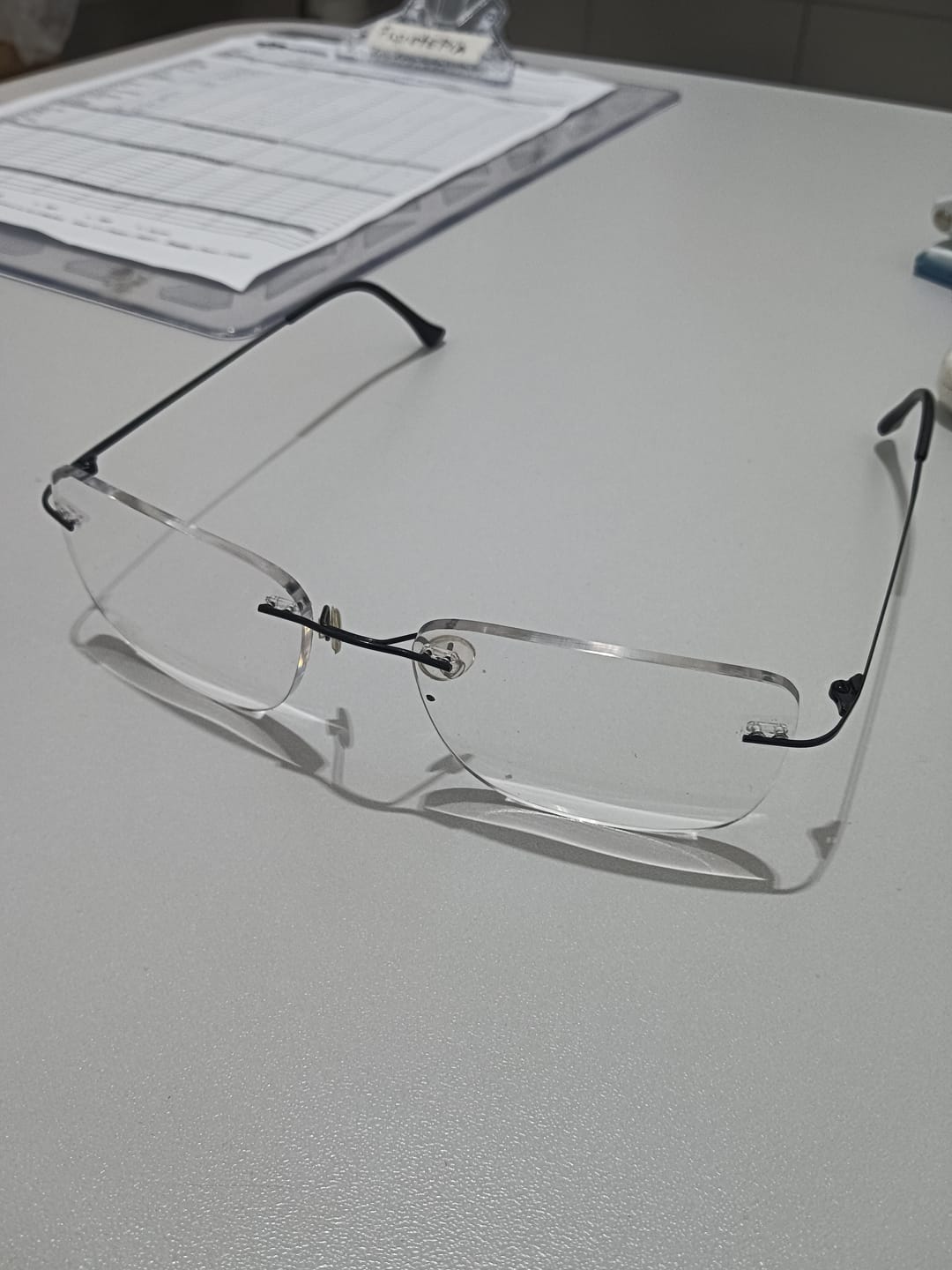 Customer photo review of Óculos de Grau Aetherium - Titanium