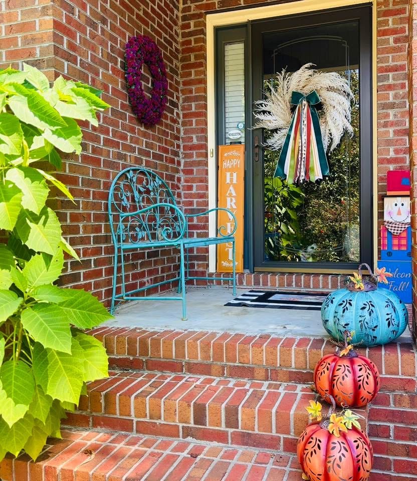 Customer photo review of Pampas Grass Wreath 36"