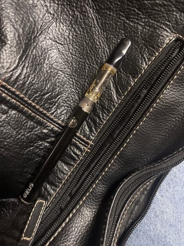 Customer photo review of 1 Gram HHC Full Spectrum Vape Cartridge | Pineapple Express - Sativa