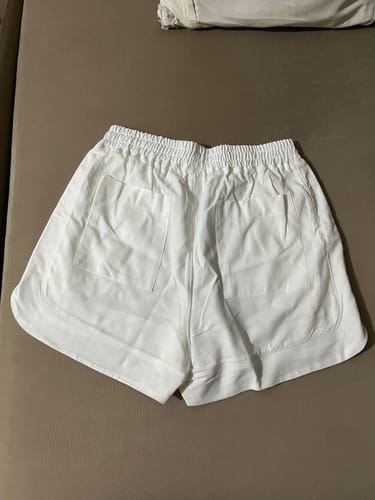 Julianna D. review of Shorts Jambo Off White image 1 out of 3
