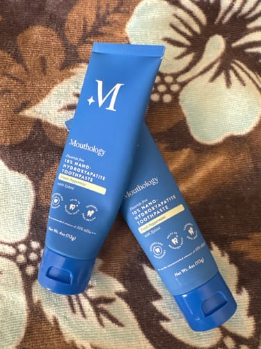 Customer photo review of Mouthology Toothpaste (1 pack)