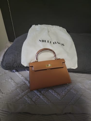 Customer photo review of Claire