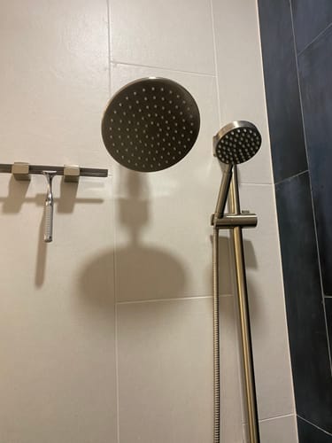 Customer photo review of 3-Spray Dual Shower Head Set