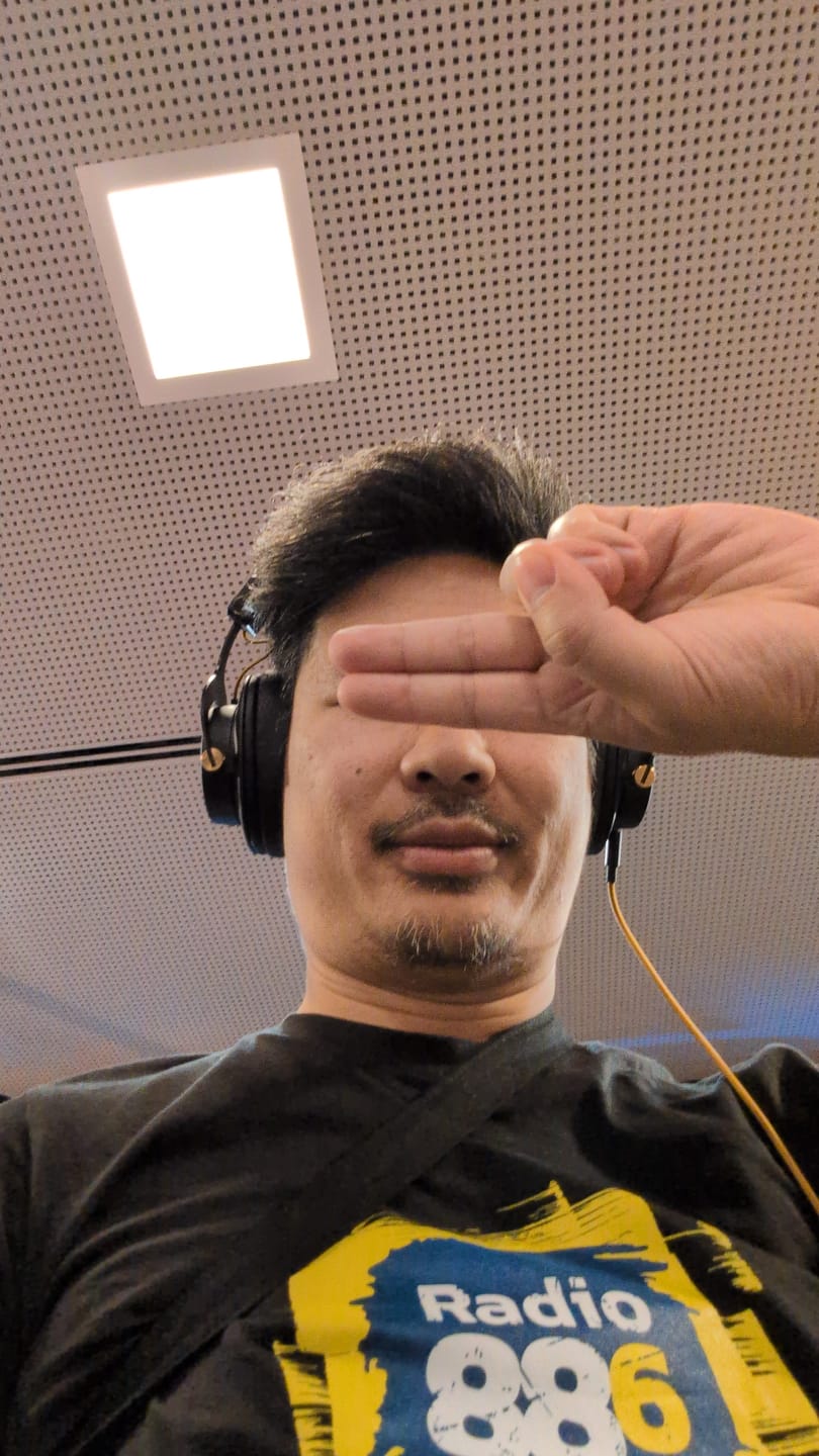 Customer photo review of ellipse studio headphones