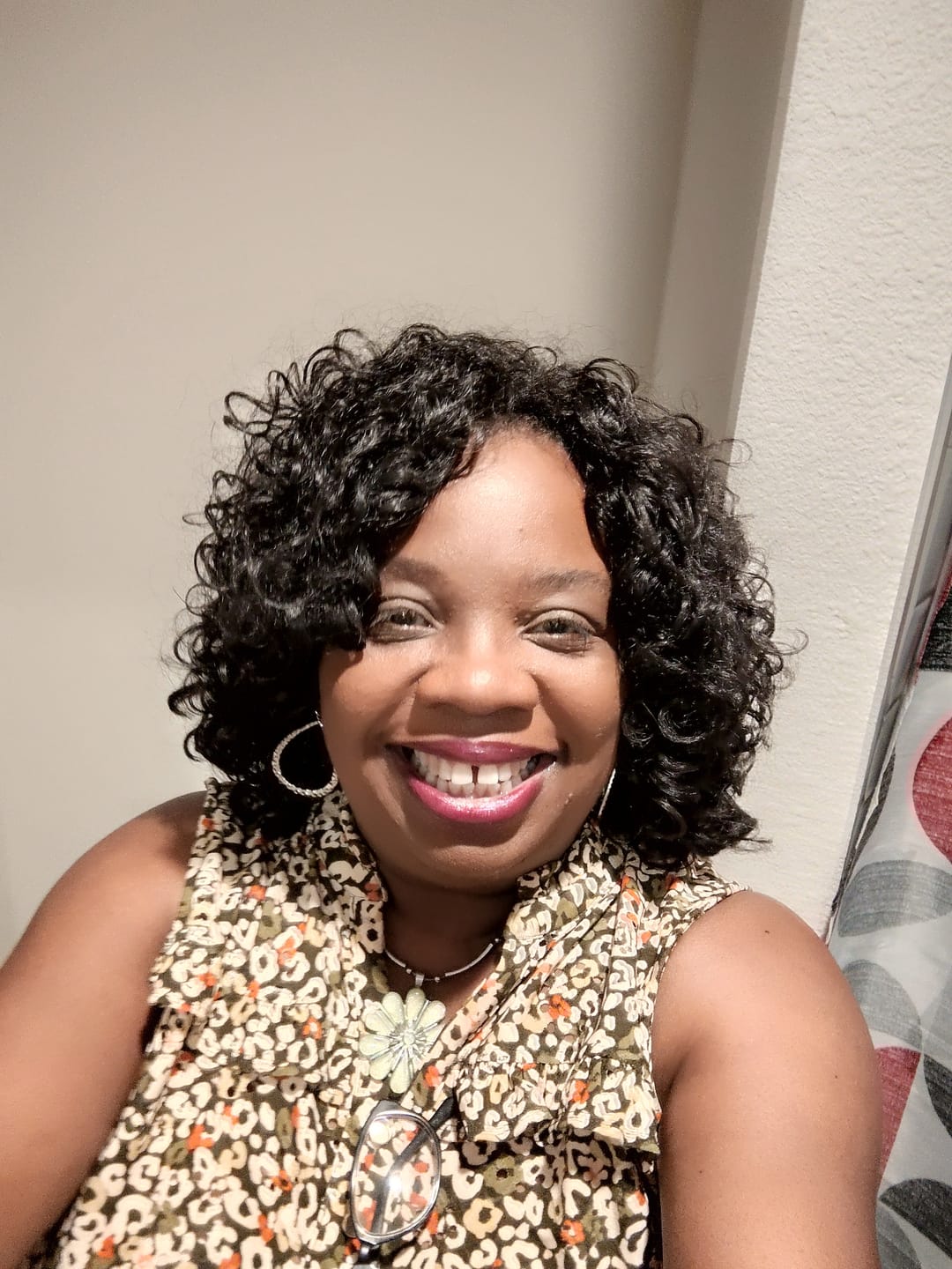 Customer photo review of Zury Sis Comfy Cap Half Wig - CF ANNA