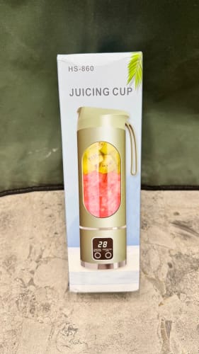Customer photo review of Licuadora Portátil Inalámbrica USB-C Recargable, 3 Velocidades | Batidos, Jugos y Smoothies en Casa, Oficina o Viaje