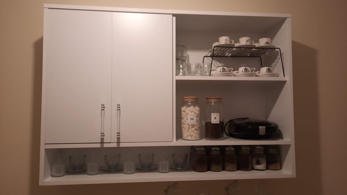 Customer photo review of Rani JE199 Kahve Köşesi Çok Amaçlı Dolap Üst Modül Mutfak Rafı Beyaz