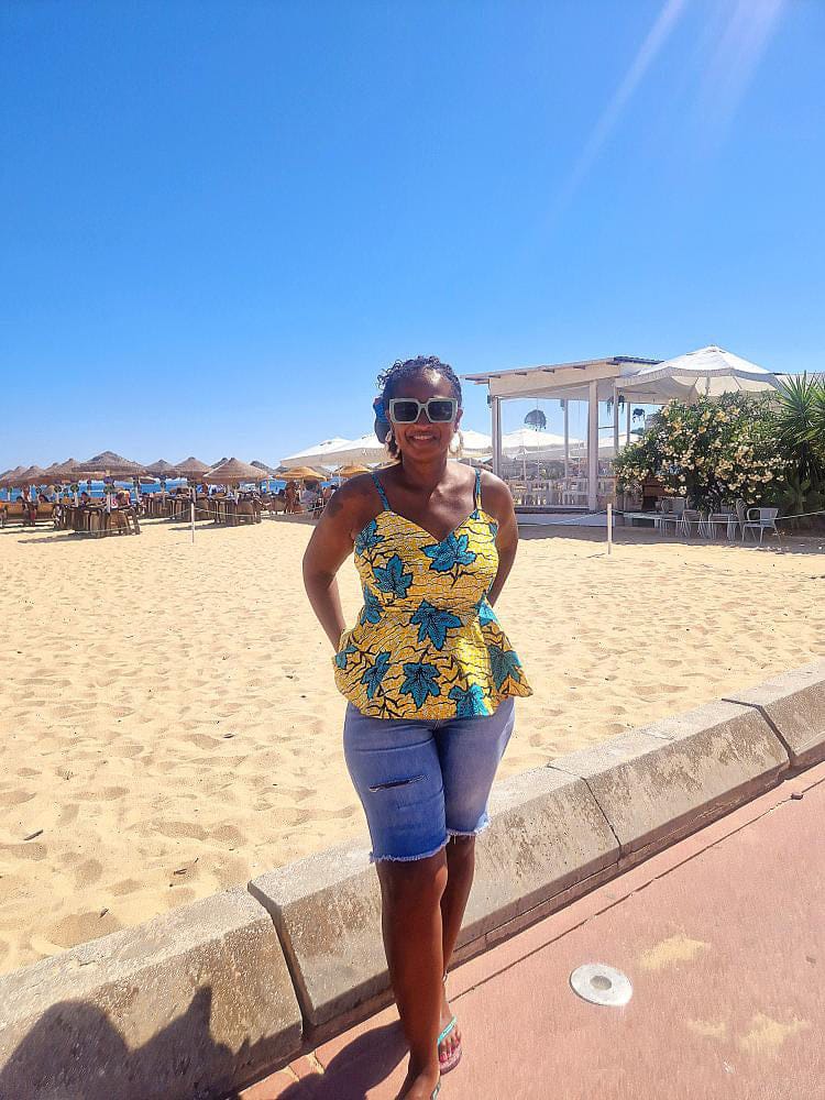 Customer photo review of SEMIRA African Print Ankara Sleeveless Top