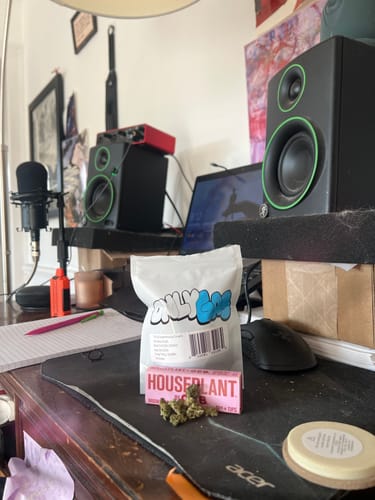Customer photo review of THCa Greenhouse Smalls