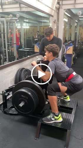 Customer video review of Strength Shop 7mm Inferno Neoprene Knee Sleeves - Black - IPF Approved (Pair)