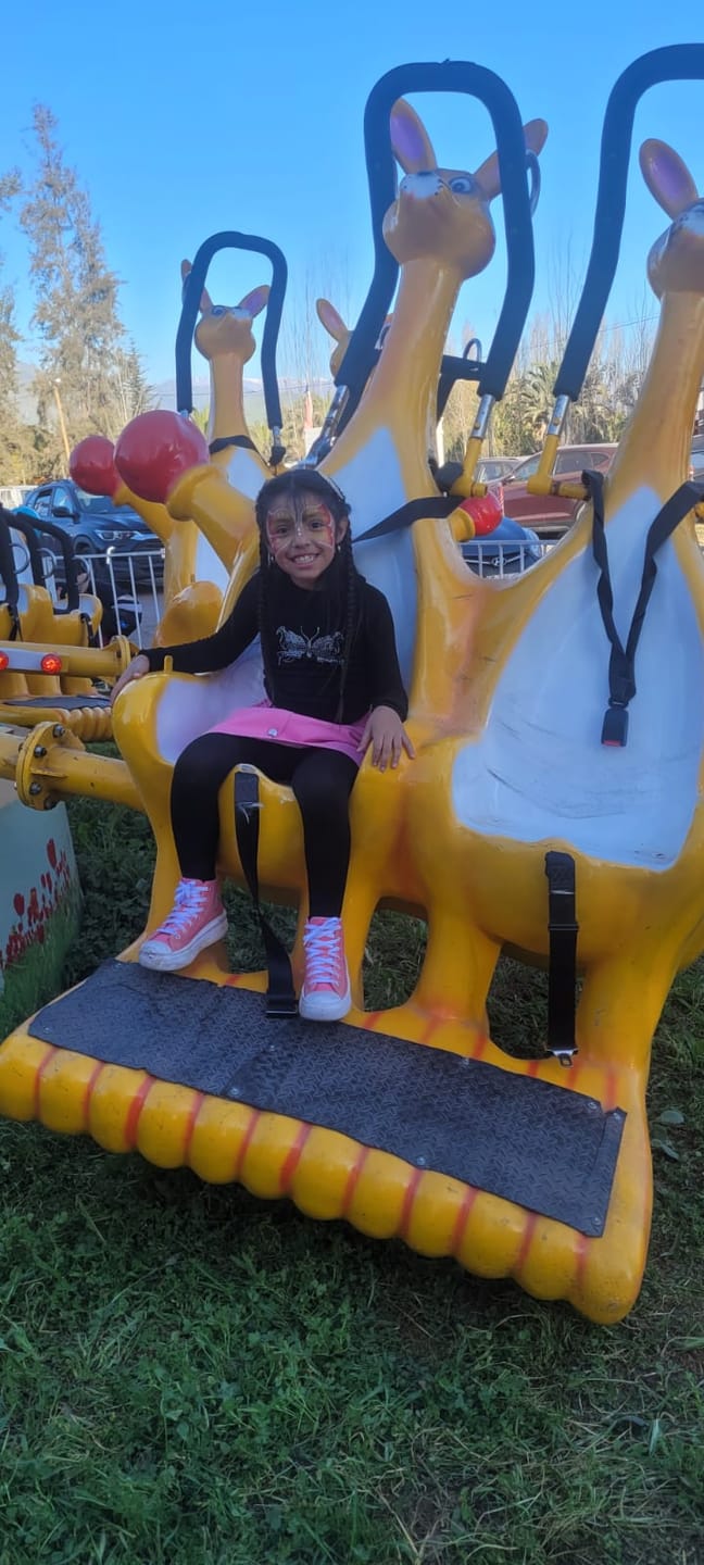 Customer photo review of Zapatilla Converse Chuck Taylor Move Junior Rosado