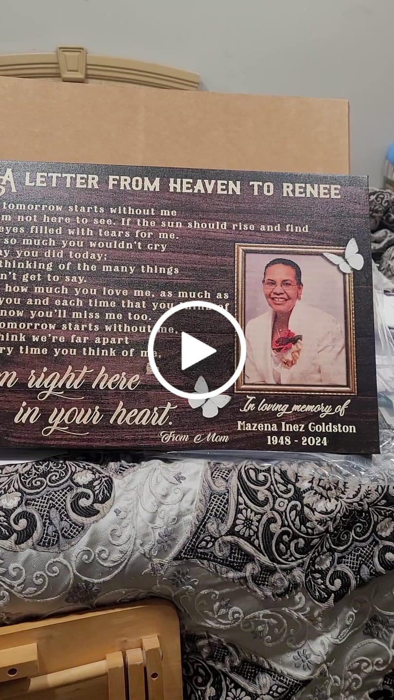 Customer video review of Personalized Canvas Prints, Custom Photo And Name, Memorial Gift, Sympathy Gifts, Remembrance Gifts, Remembrance Gifts Dem Canvas
