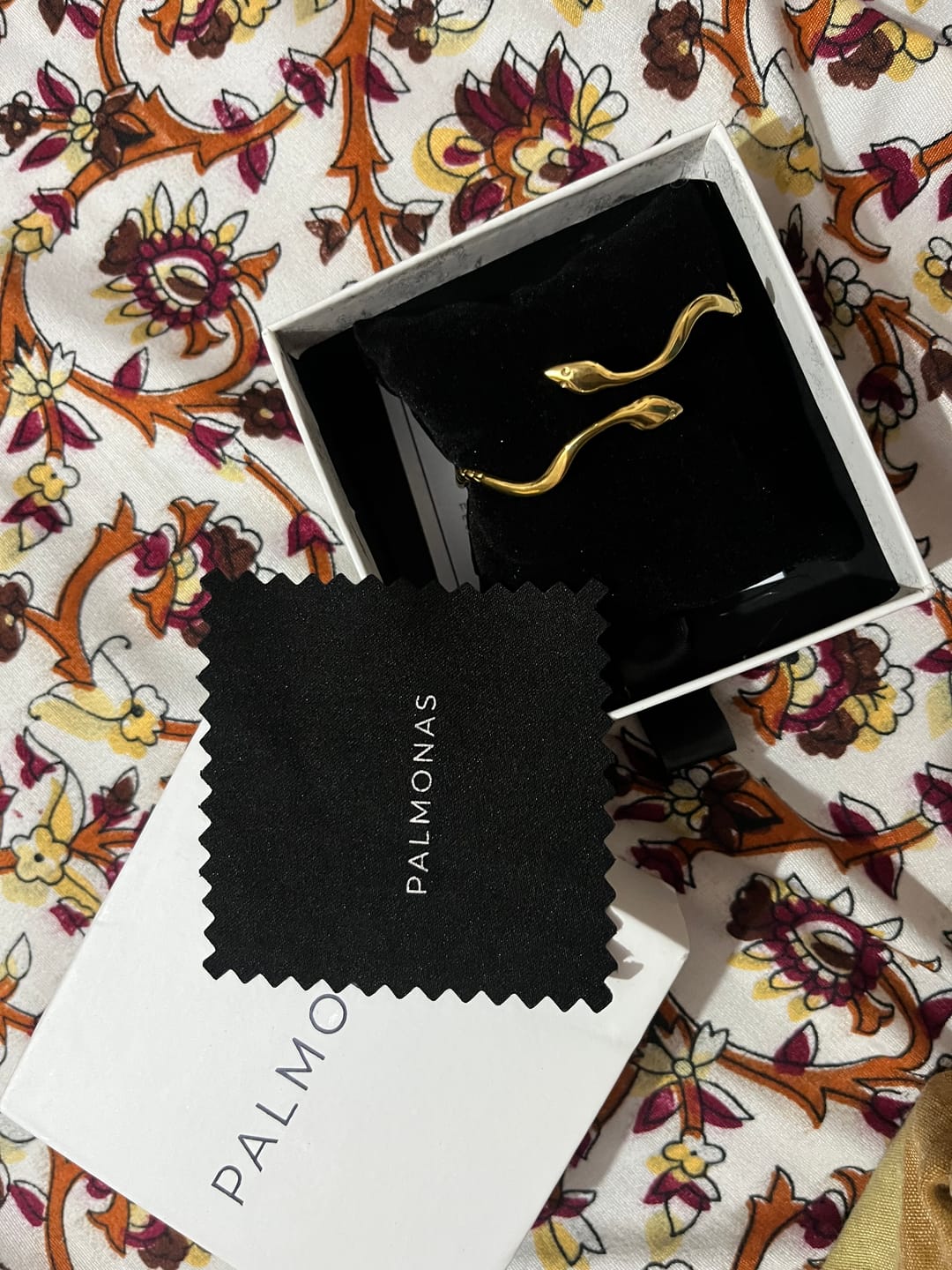 Customer photo review of Minimalist Golden Ripple Snake Bracelet
