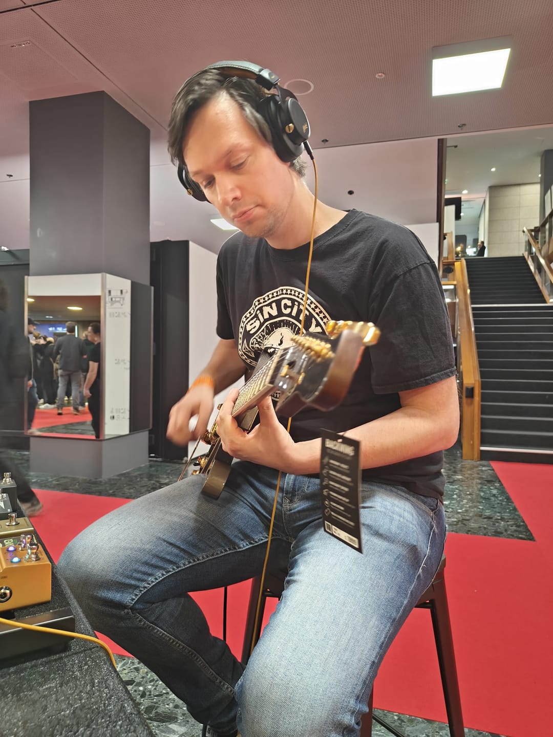 Customer photo review of ellipse studio headphones