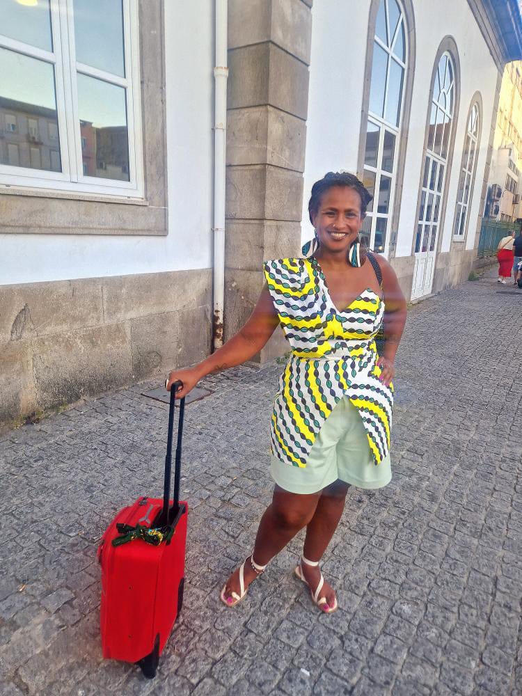 Customer photo review of ALMASI African Print Ankara One Shoulder Top