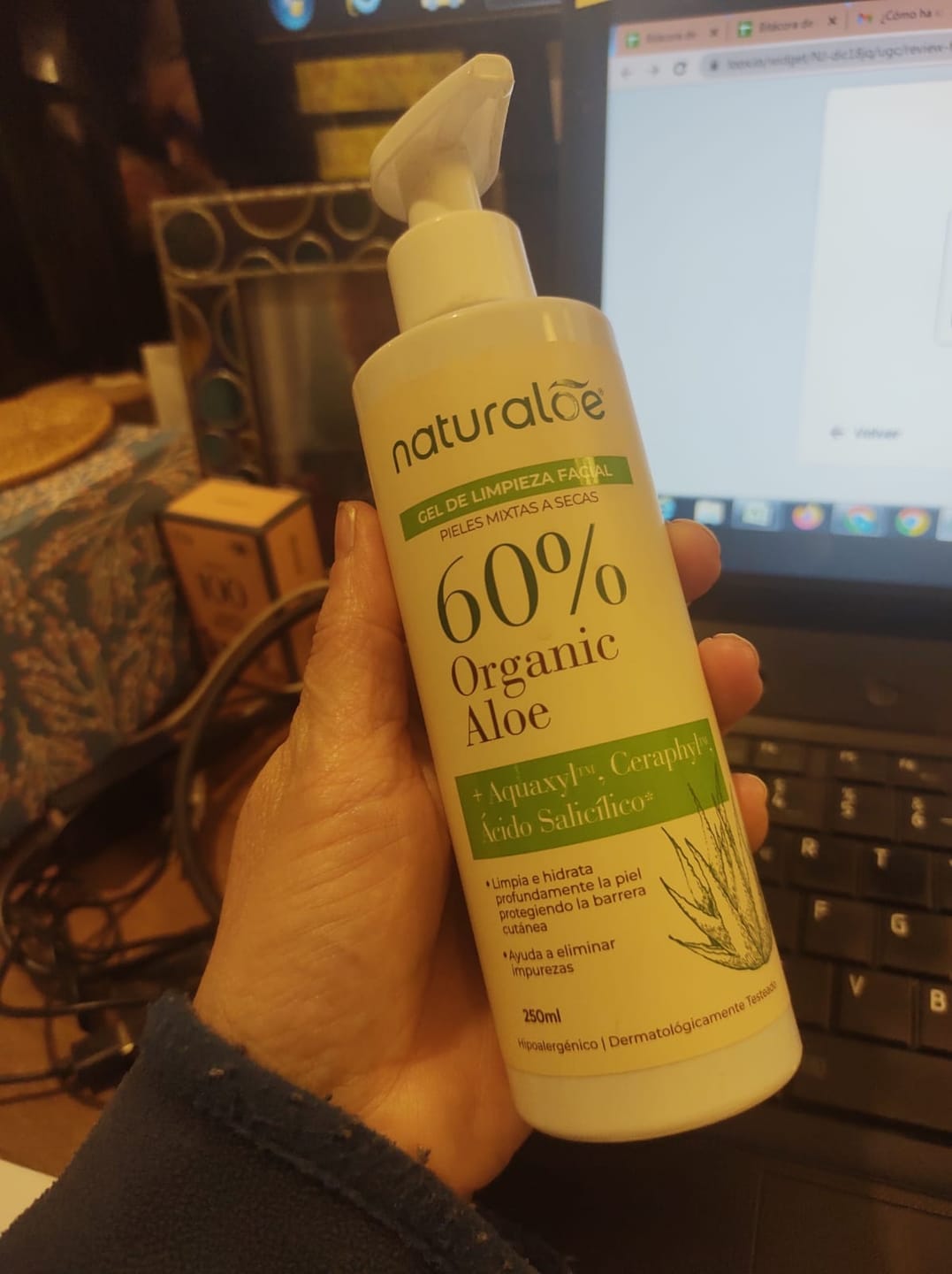 Customer photo review of Gel Limpiador Rostro Naturaloe Piel Mixta a Seca 250 ml