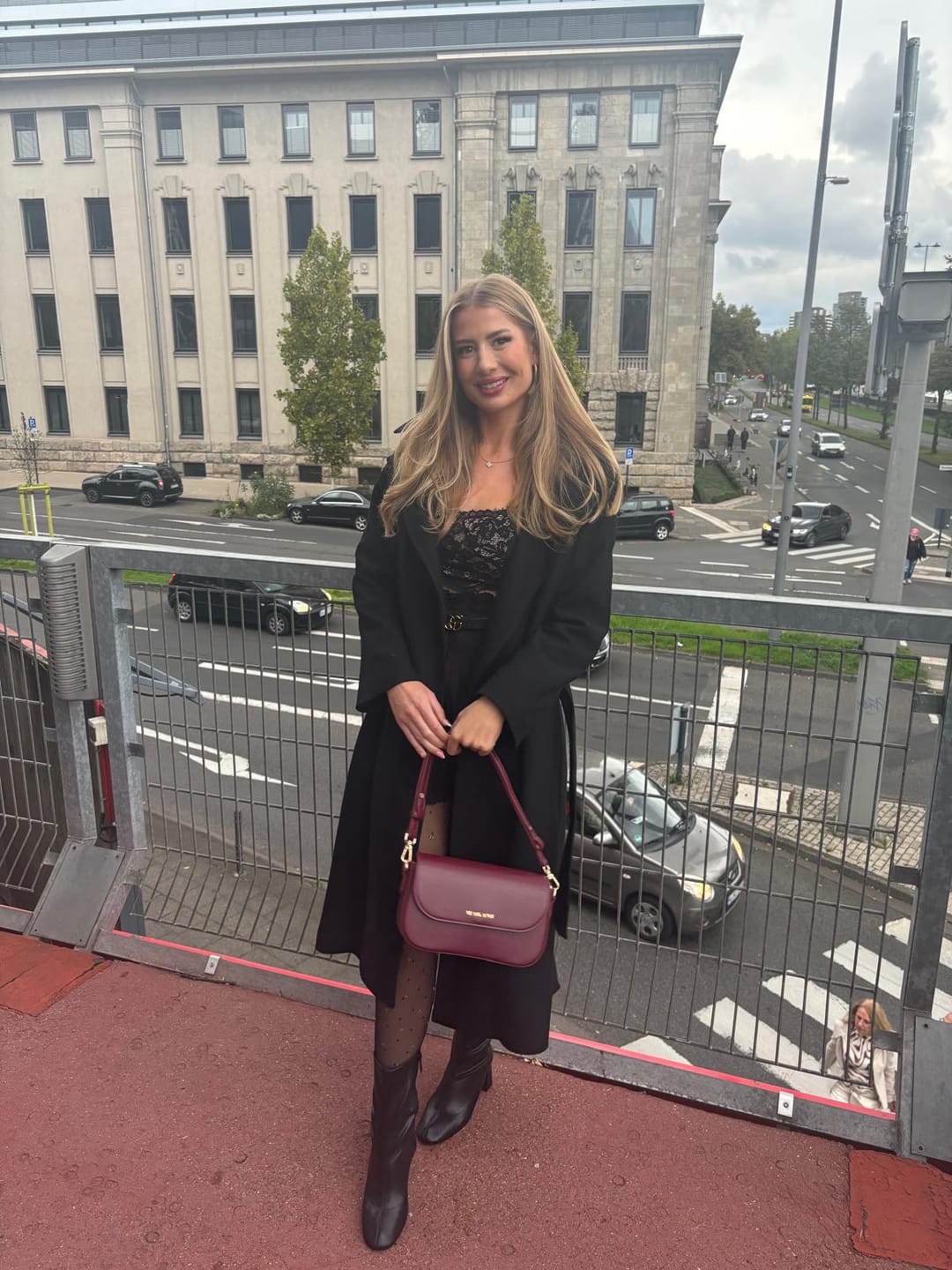 Customer photo review of CHLOIE - BURGUNDY