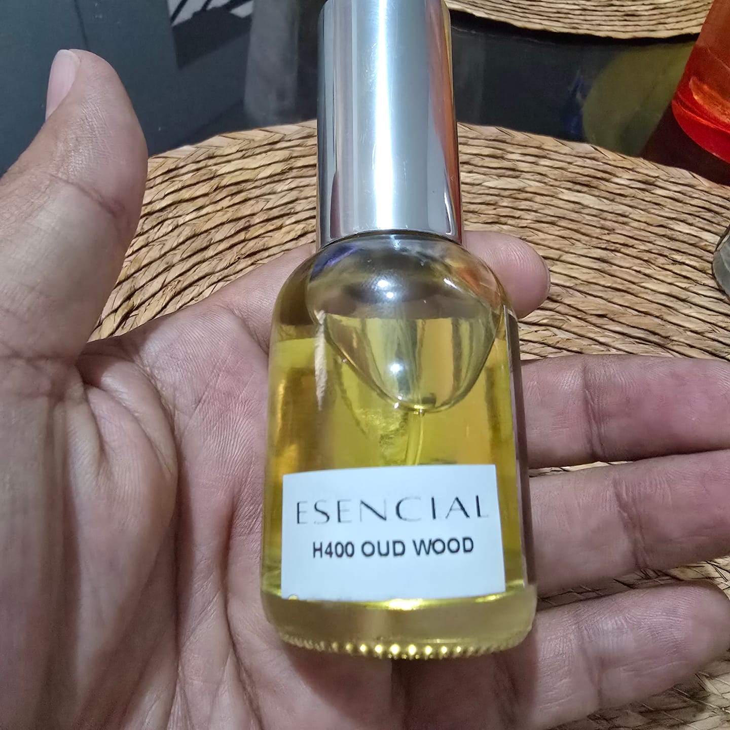 Customer photo review of H400 Inspirado en: Oud Wood - Tom Ford