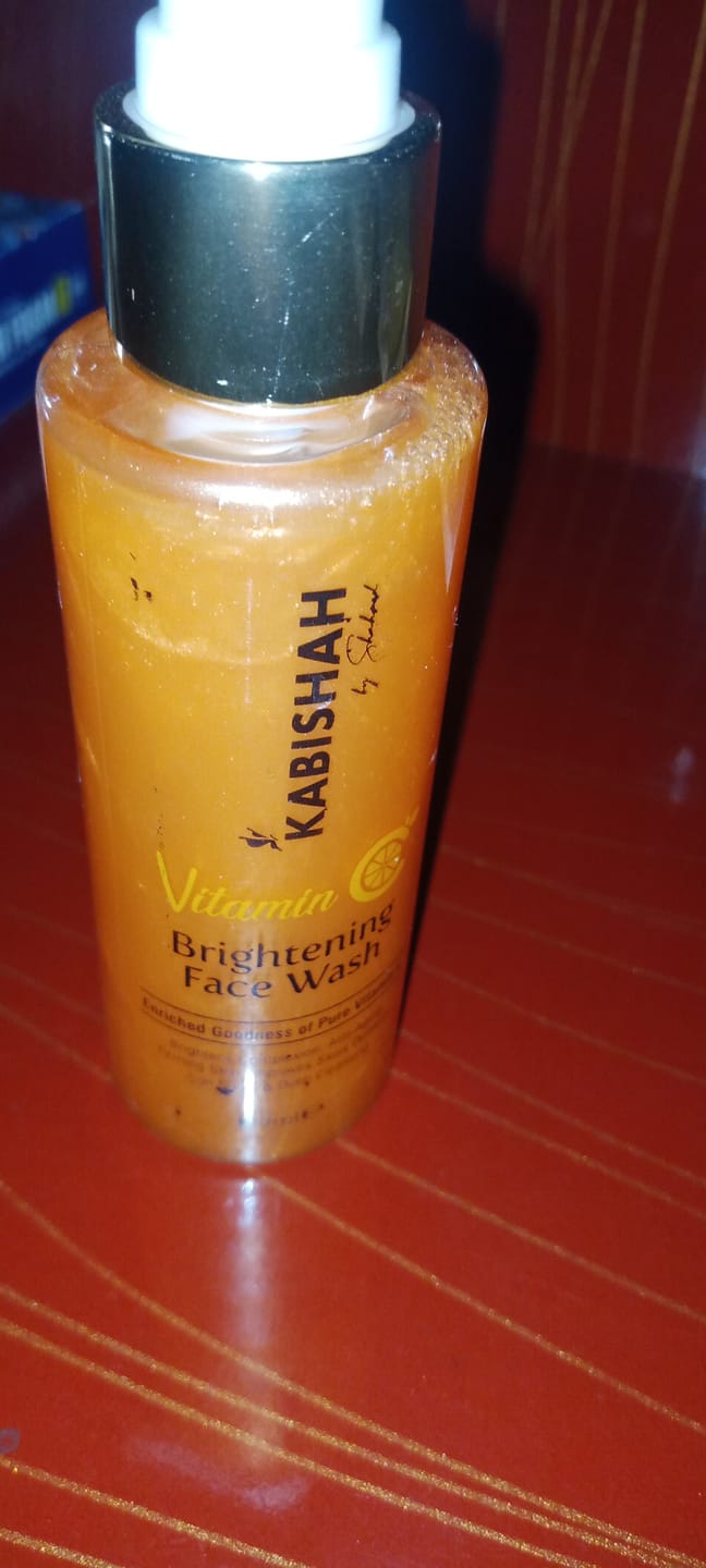 Customer photo review of Vitamin C Brightening Face Wash