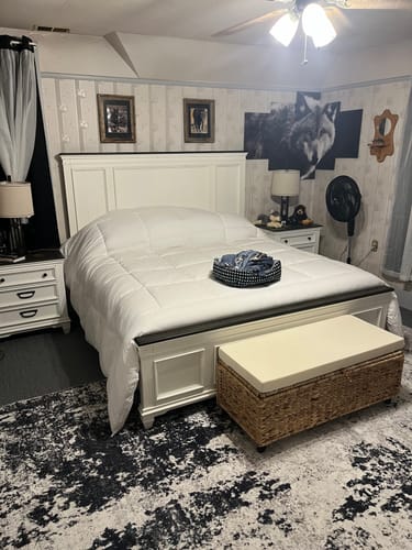 Customer photo review of The Velós Luxury Velvet Bedding Set