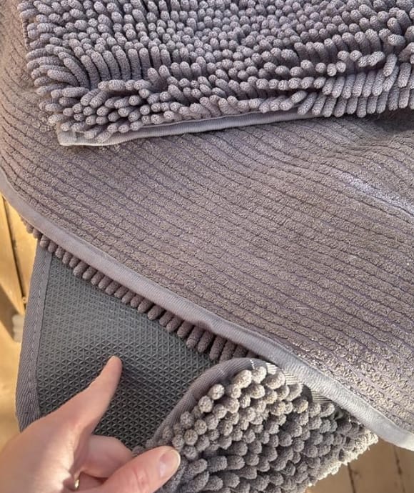 Customer photo review of CleanPaw - Nooit meer last van vieze pootafdrukken in huis!